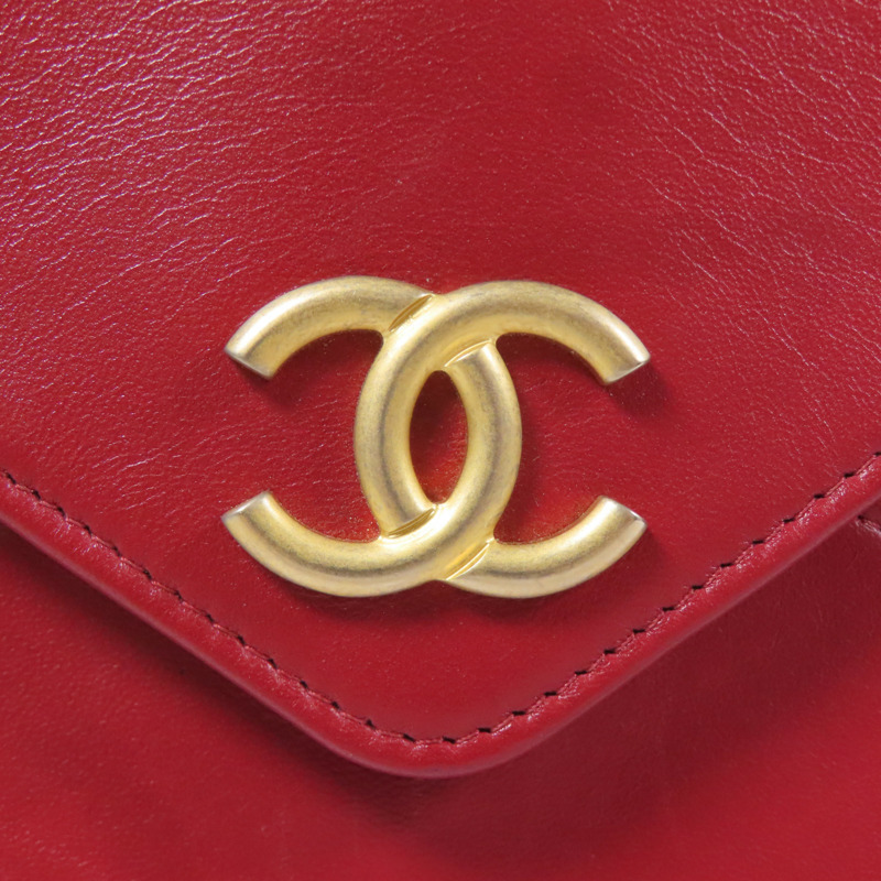 CHANEL 皮革Clutch Bag金扣手拿包-9