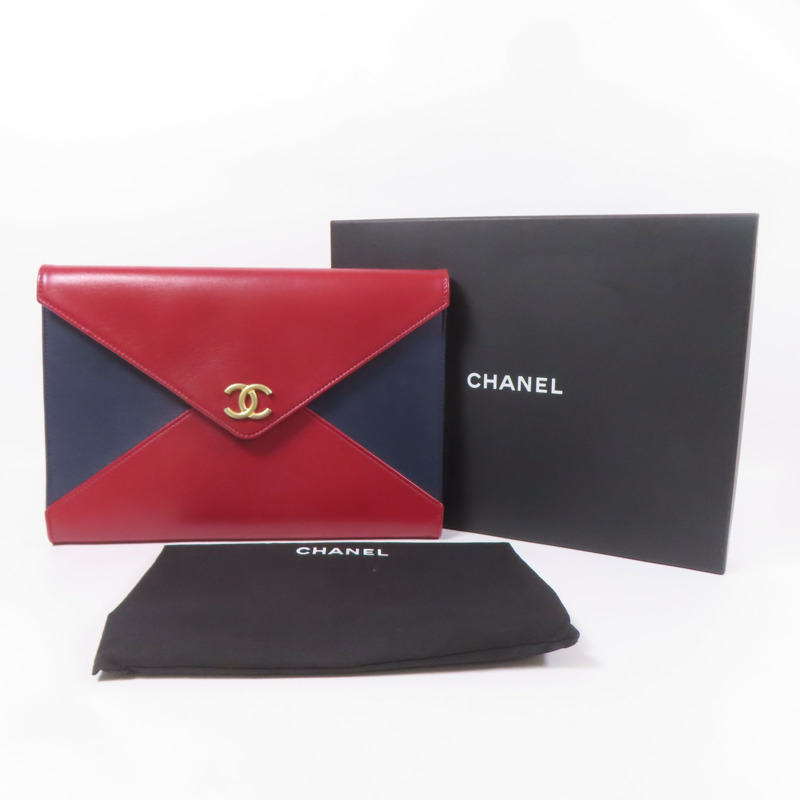 CHANEL 皮革Clutch Bag金扣手拿包-13