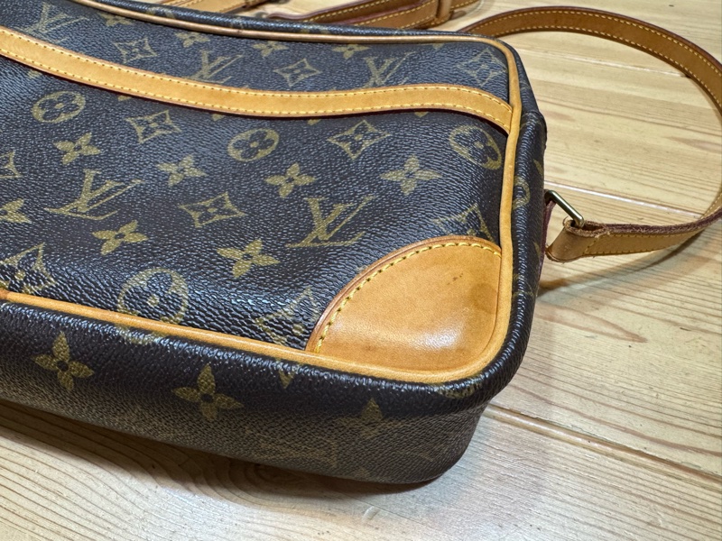 LV 斜背包-2