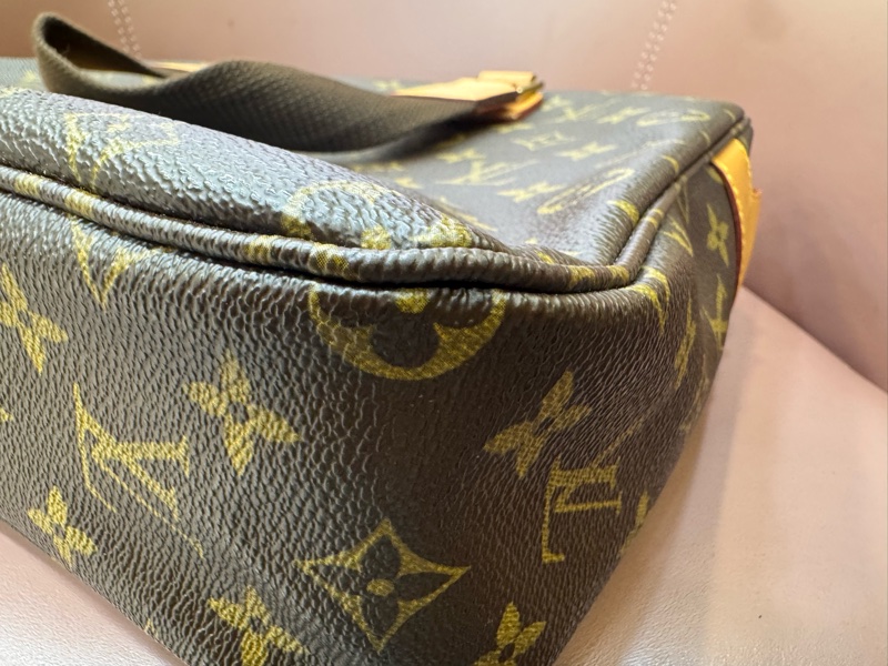 Louis Vuitton-3