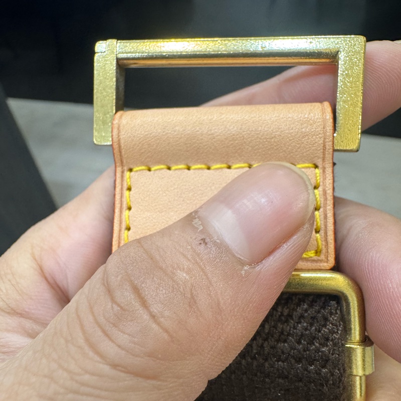 Louis Vuitton-20