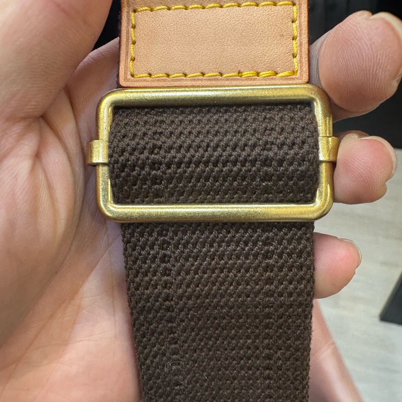 Louis Vuitton-21
