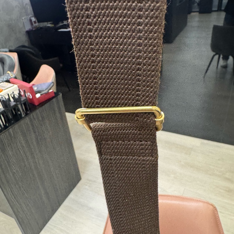 Louis Vuitton-24