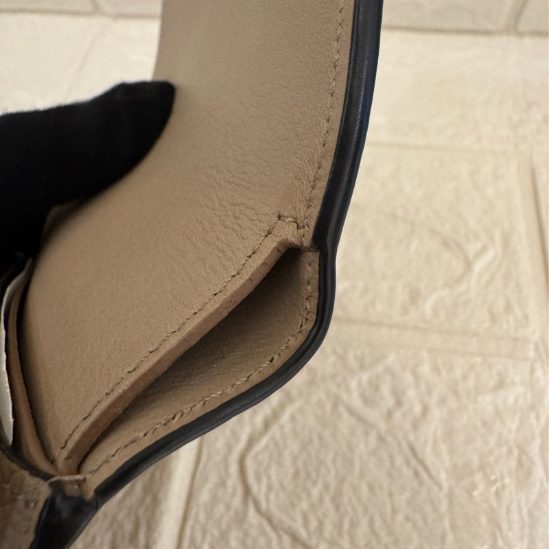 Loewe大象灰銀logo釦式短夾-11