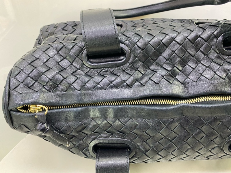 Bottega Veneta  handbag-11