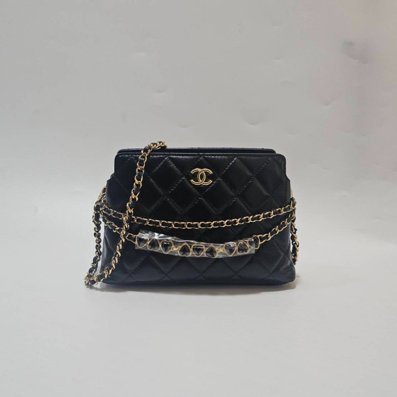 Chanel黑牛皮金釦菱格紋前愛心鏈條肩背包AP3787-0