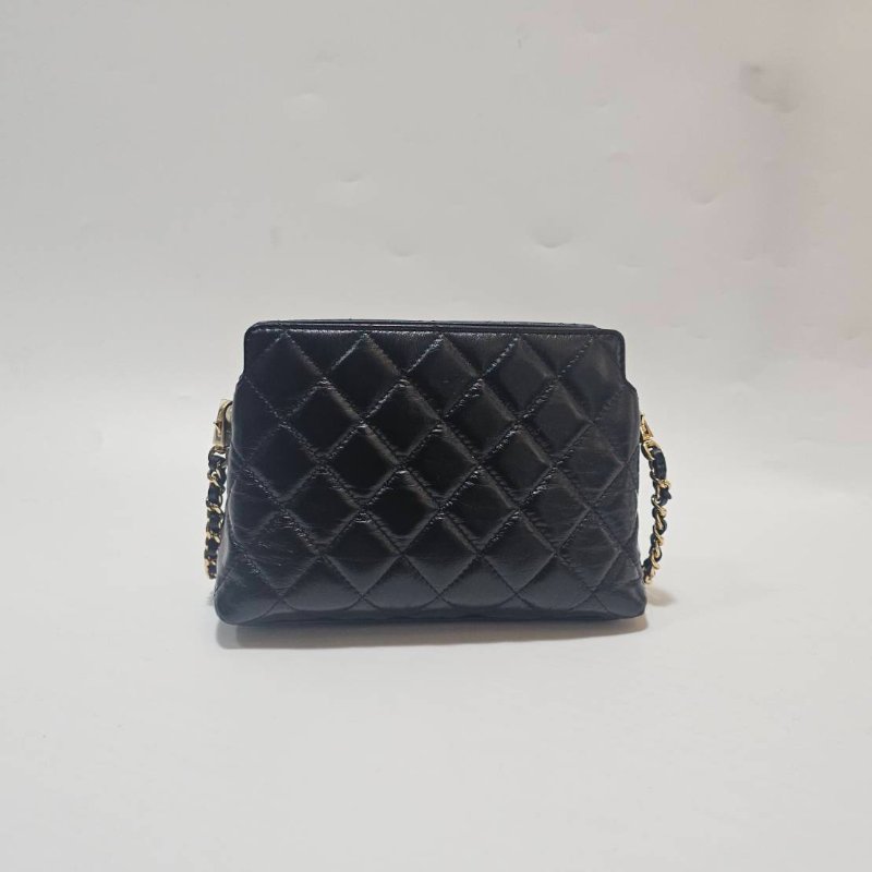 Chanel黑牛皮金釦菱格紋前愛心鏈條肩背包AP3787-1