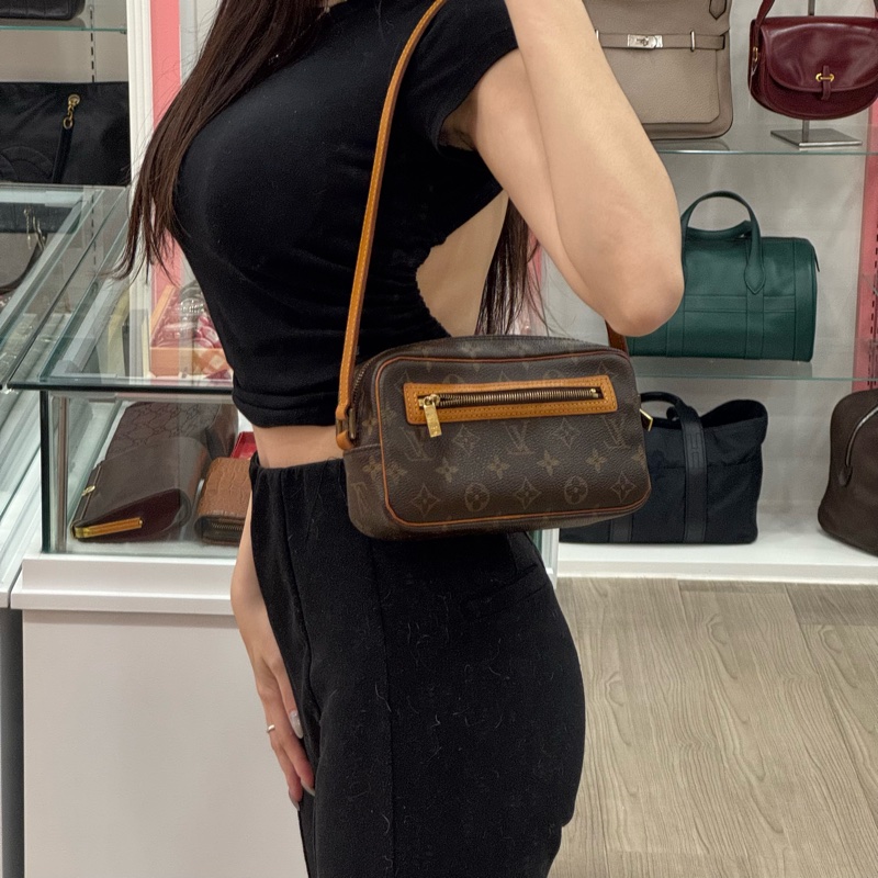 Louis Vuitton 小號開口笑腋下包-3
