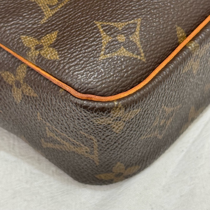 Louis Vuitton 小號開口笑腋下包-12