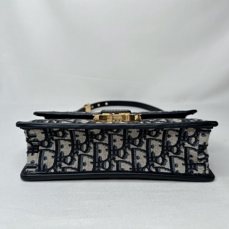DIOR 小號30 Montaigne蒙田包-9