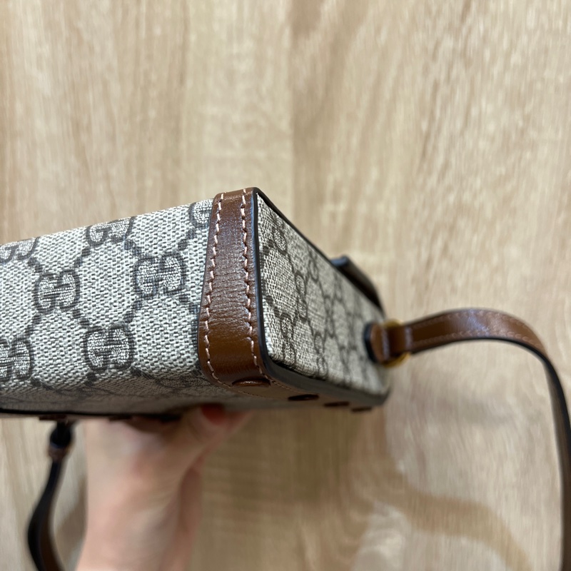 Gucci PVC烏木色牛皮1955金釦斜背手機包-7