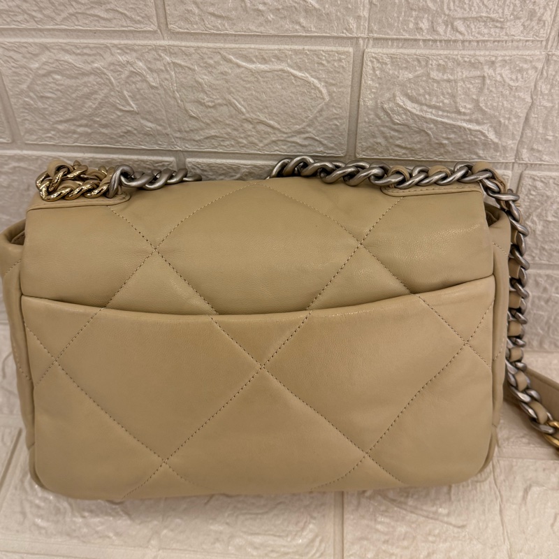 Chanel奶茶色19 銀扣26cm-4