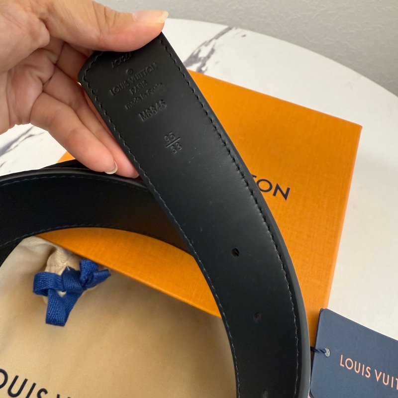 lv男生全新皮帶❤️95公分-4
