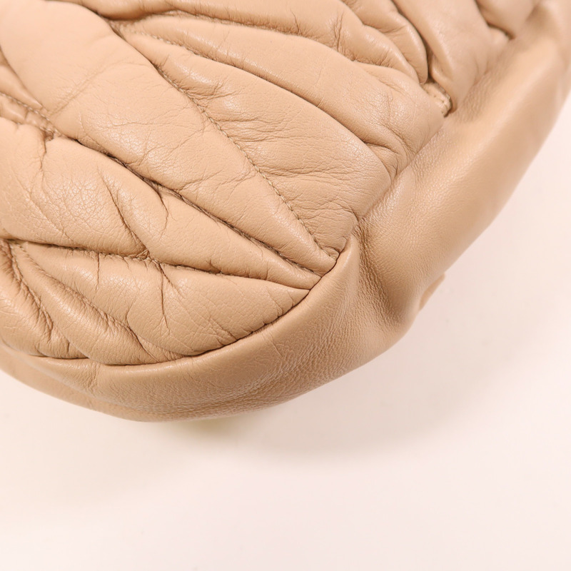 Miu Miu 【激減優惠】羊皮皮革Coffer Bag金扣手挽肩背兩用袋-12