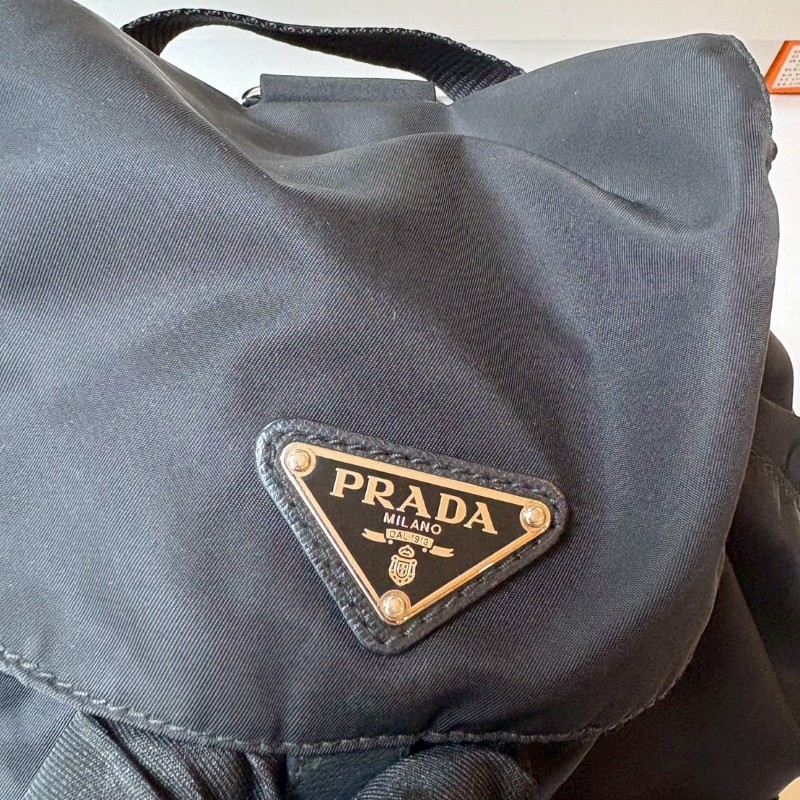 Prada 黑色尼龍布小號後背包-4