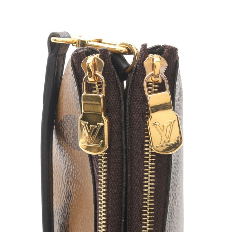 LOUIS VUITTON Pochette 雙拉鍊單肩斜背包 M69203 Monogram Giant-5