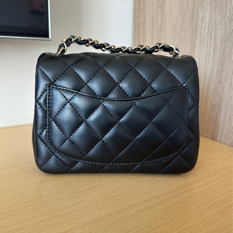 香奈兒黑金方胖子cf17-1