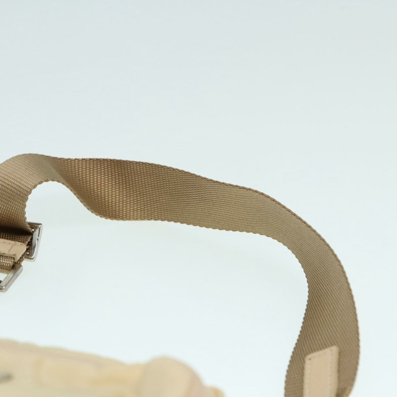 【日本直送】PRADA 尼龍米色銀色手拿包 正品 ki4892-7