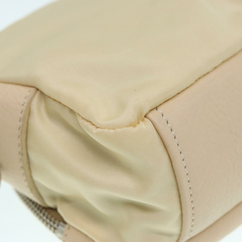 【日本直送】PRADA 尼龍米色銀色手拿包 正品 ki4892-14