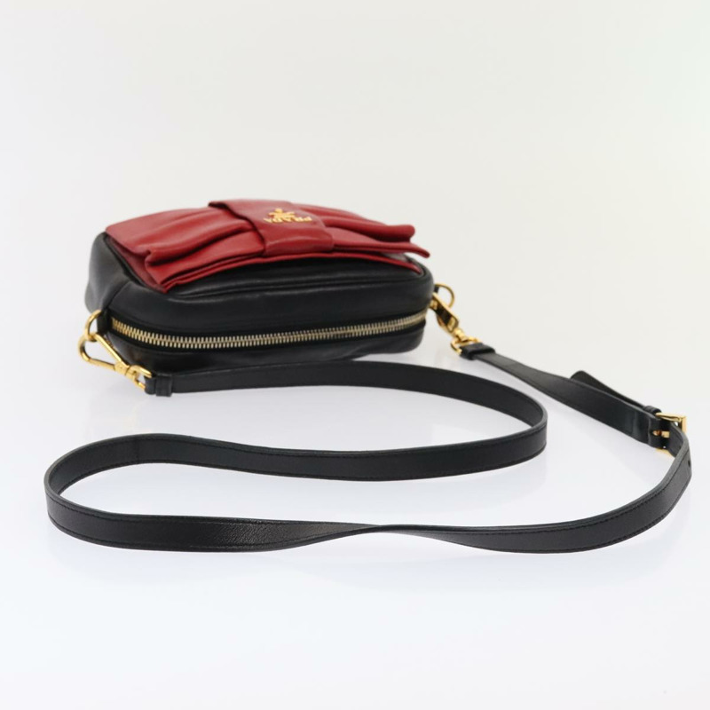 【日本直送】PRADA 單肩包 皮革 紅色 黑金色 正品 89601-6