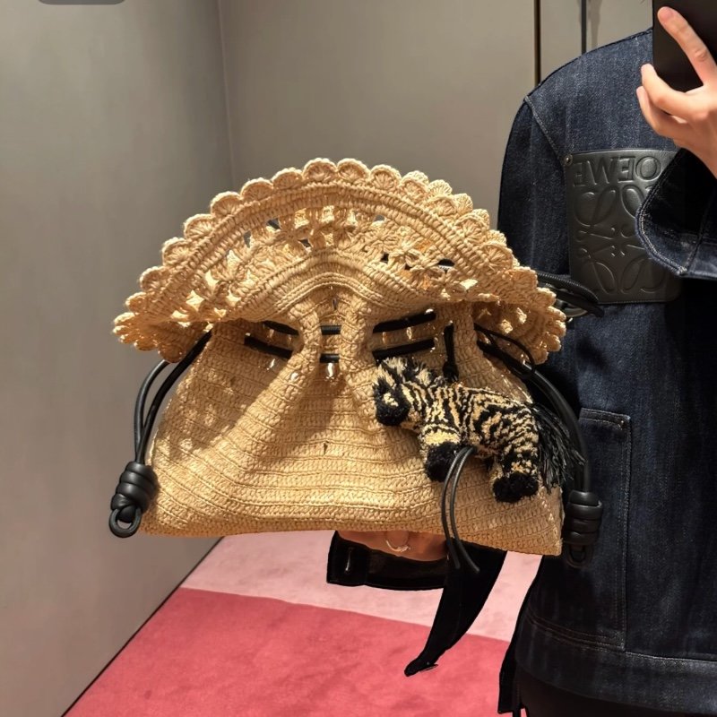 🎁夏季折扣🎁Loewe 中款 Flamenco Clutchin Raffia 草編包-3