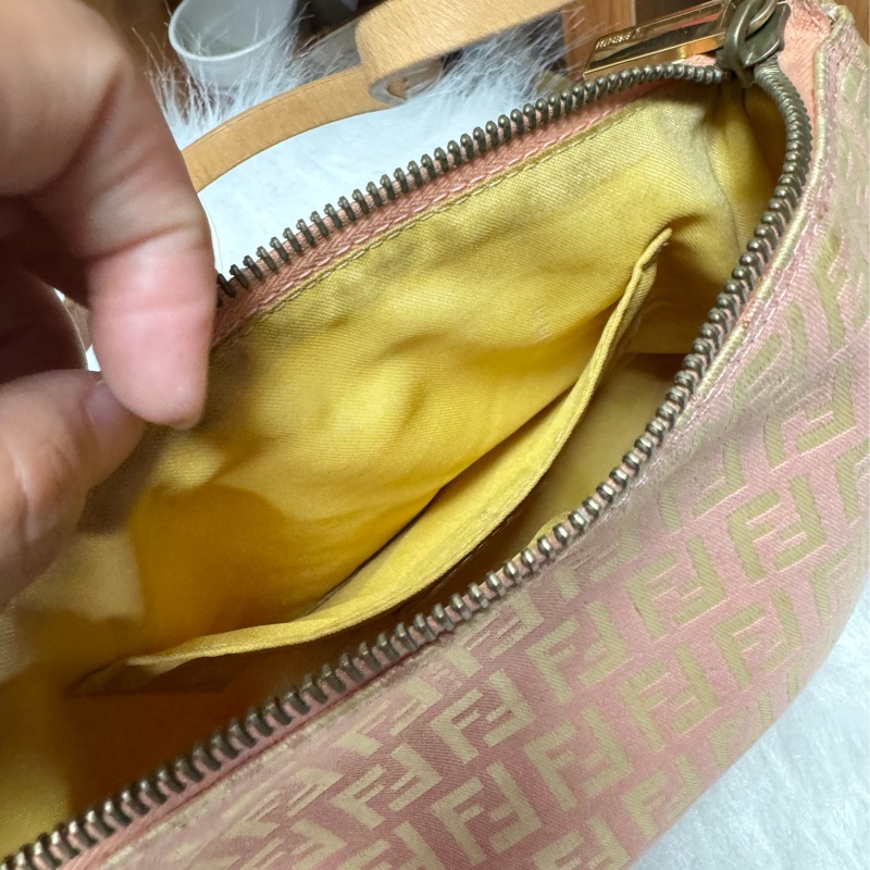 Fendi 法棍包 腋下包-14