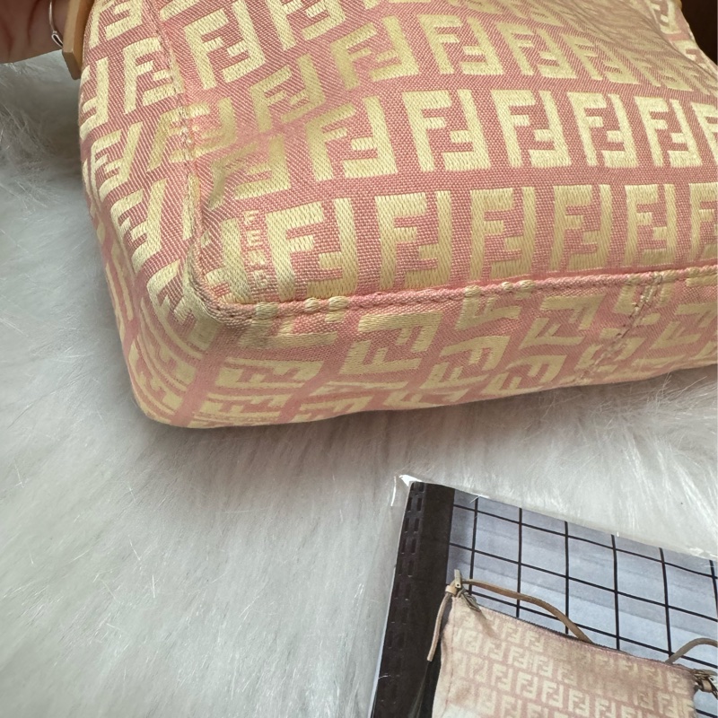 Fendi 法棍包 腋下包-13