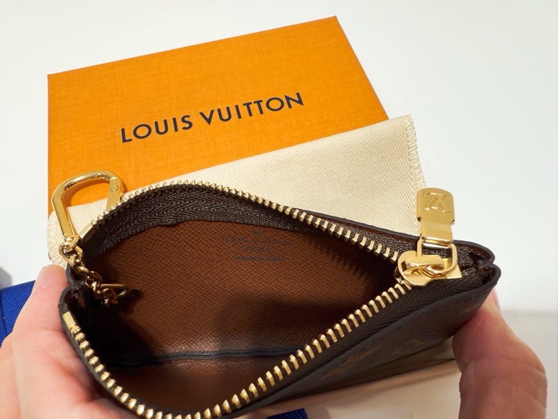 全新LOUIS VUITTON 老花字紋拉鍊零錢包鑰匙包卡片包 M62650-7