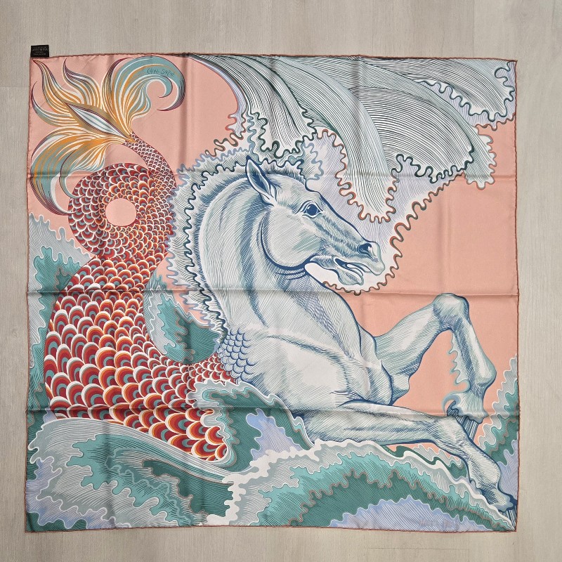 Hermes 愛馬仕 Cheval Sirene 人魚馬 真絲雙面用方巾(玫瑰粉/綠/珊瑚紅) 90-2