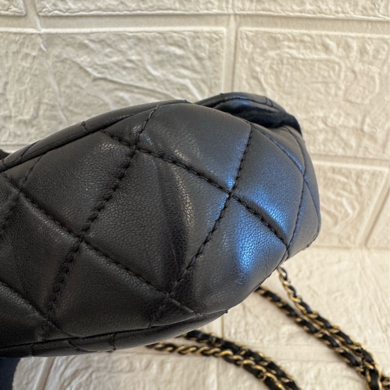 Chanel黑羊皮復古口蓋包20cm-20