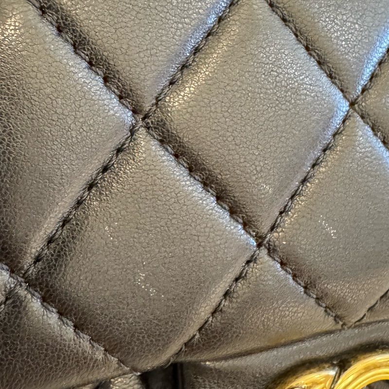 Chanel黑羊皮復古口蓋包20cm-22