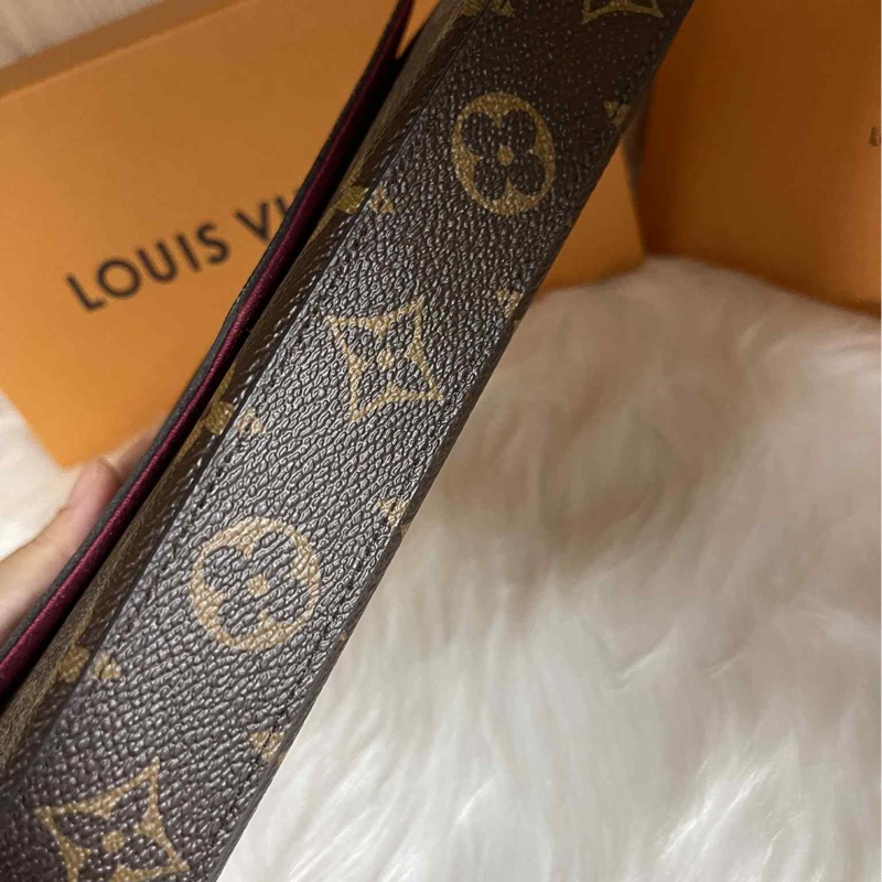 Lv 三合一 鏈包-4