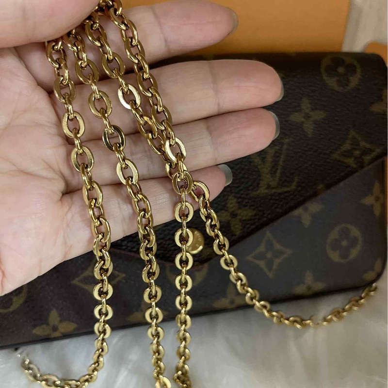 Lv 三合一 鏈包-12