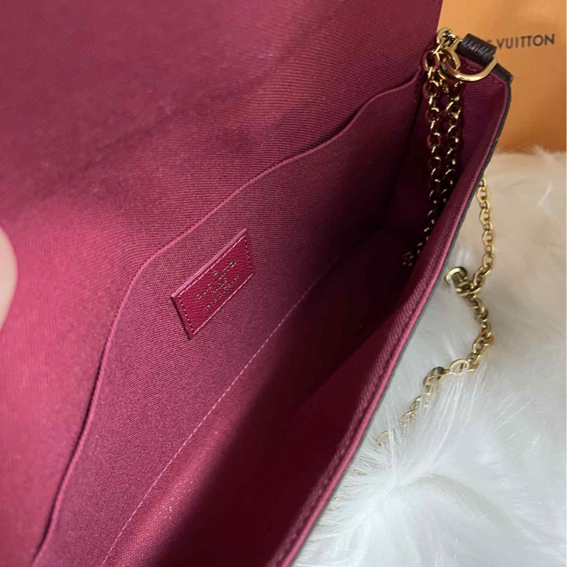 Lv 三合一 鏈包-15