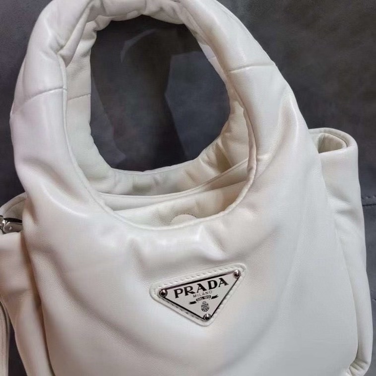 促銷大減價 Prada Soft Mini 軟羊皮 手提包 白色-1