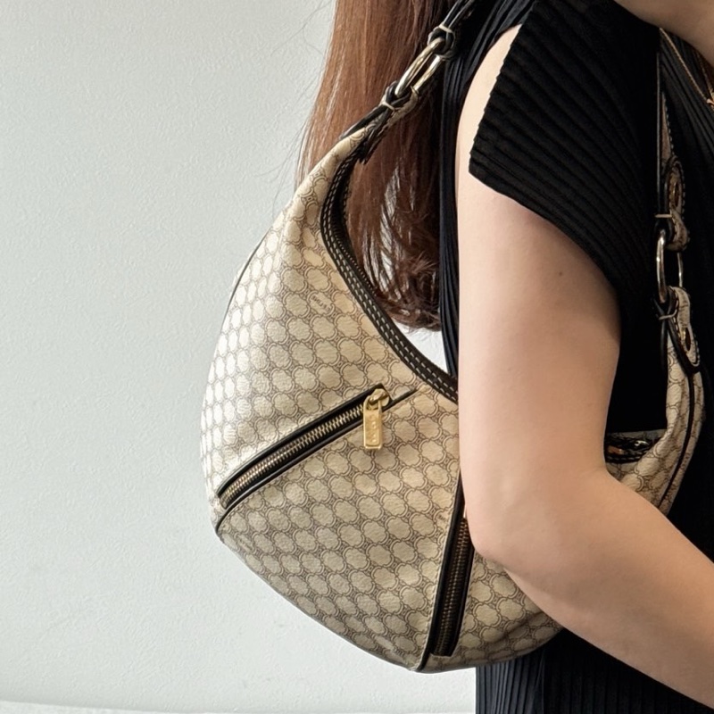 Celine vintage bag white-15