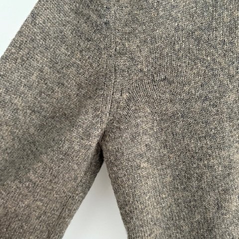 Chanel 三拼色 (灰色/海軍藍/Malachite 綠) 經典領口袋 cashmere開襟衫-15