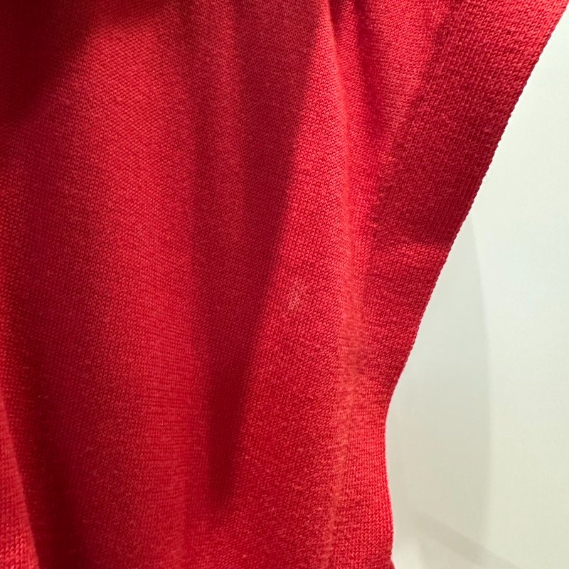 【美收精品】HERMES 紅色針織長版上衣 2-744-4