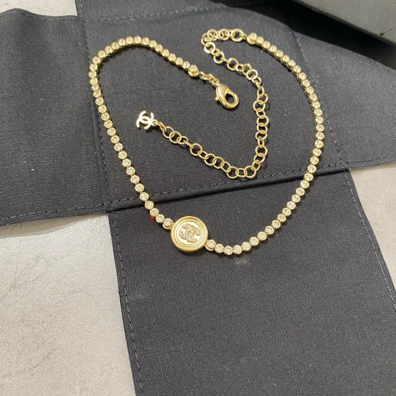 Chanel香奈兒金幣鑲鑽雙C項鍊-2