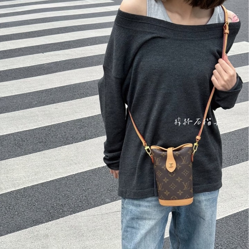 LV fold me老花薯條包-9