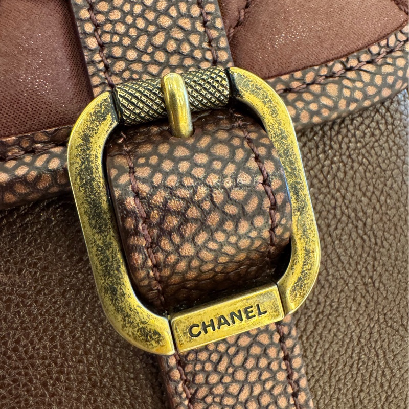 Chanel酒紅牛皮拼羊皮橫式斜背包-24