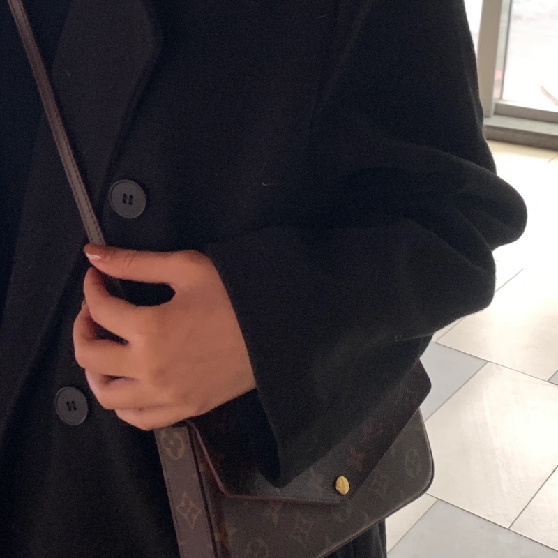 LV 壓紋三合一包-3