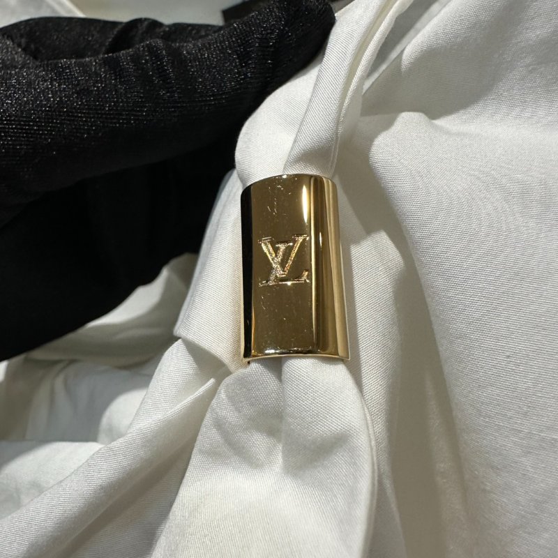 【美收精品】LV 白色無袖 2-711-4