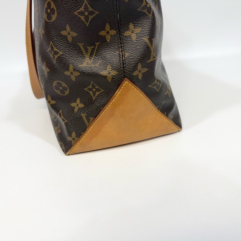 LV 原花拉鍊天心包 GM M51152-3