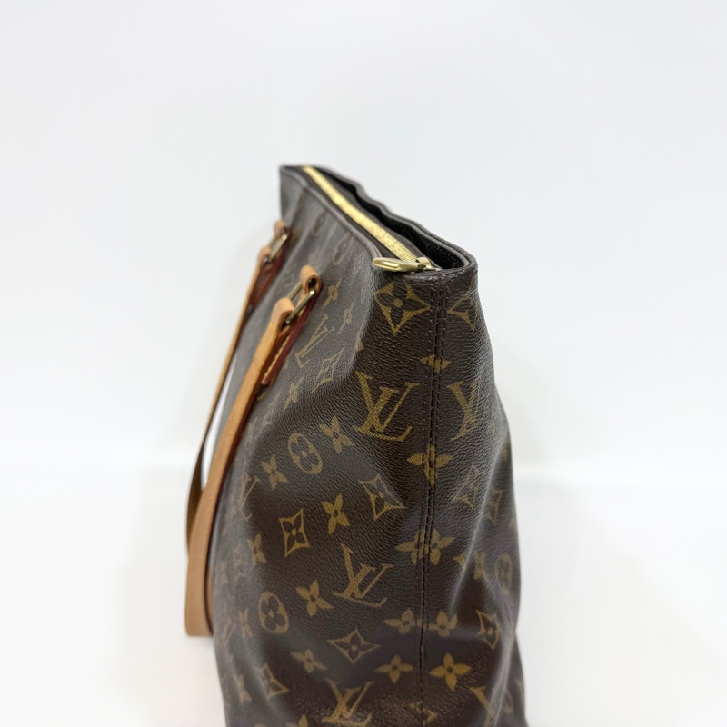 LV 原花拉鍊天心包 GM M51152-4