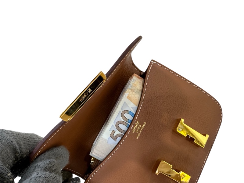 Hermès Constance Slim Compact Evercolour gold/gold-7