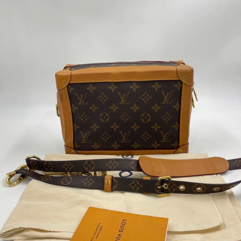 LV SOFT TRUNK BOX-0
