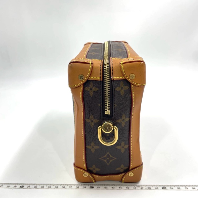 LV SOFT TRUNK BOX-4