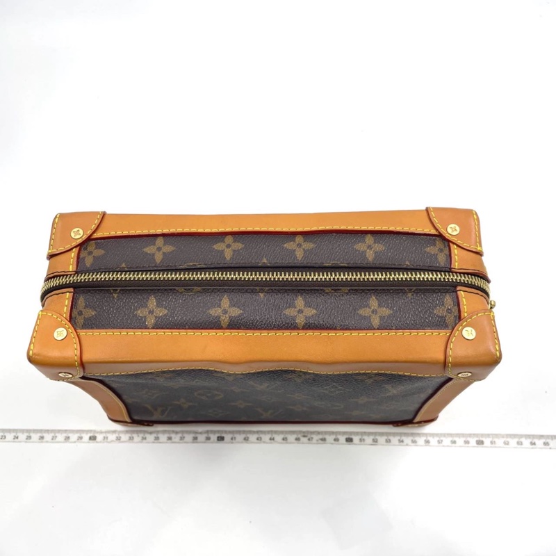 LV SOFT TRUNK BOX-5