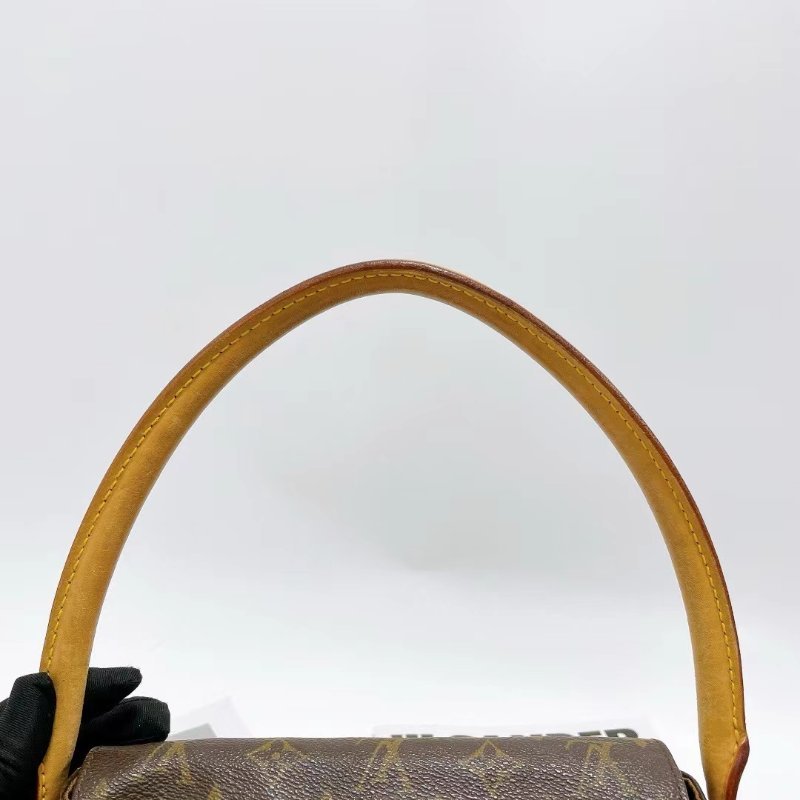 LV LOOPING橫版 超模同款-1